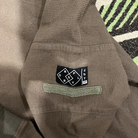 Military style long sleeve - Picture 3 of 5